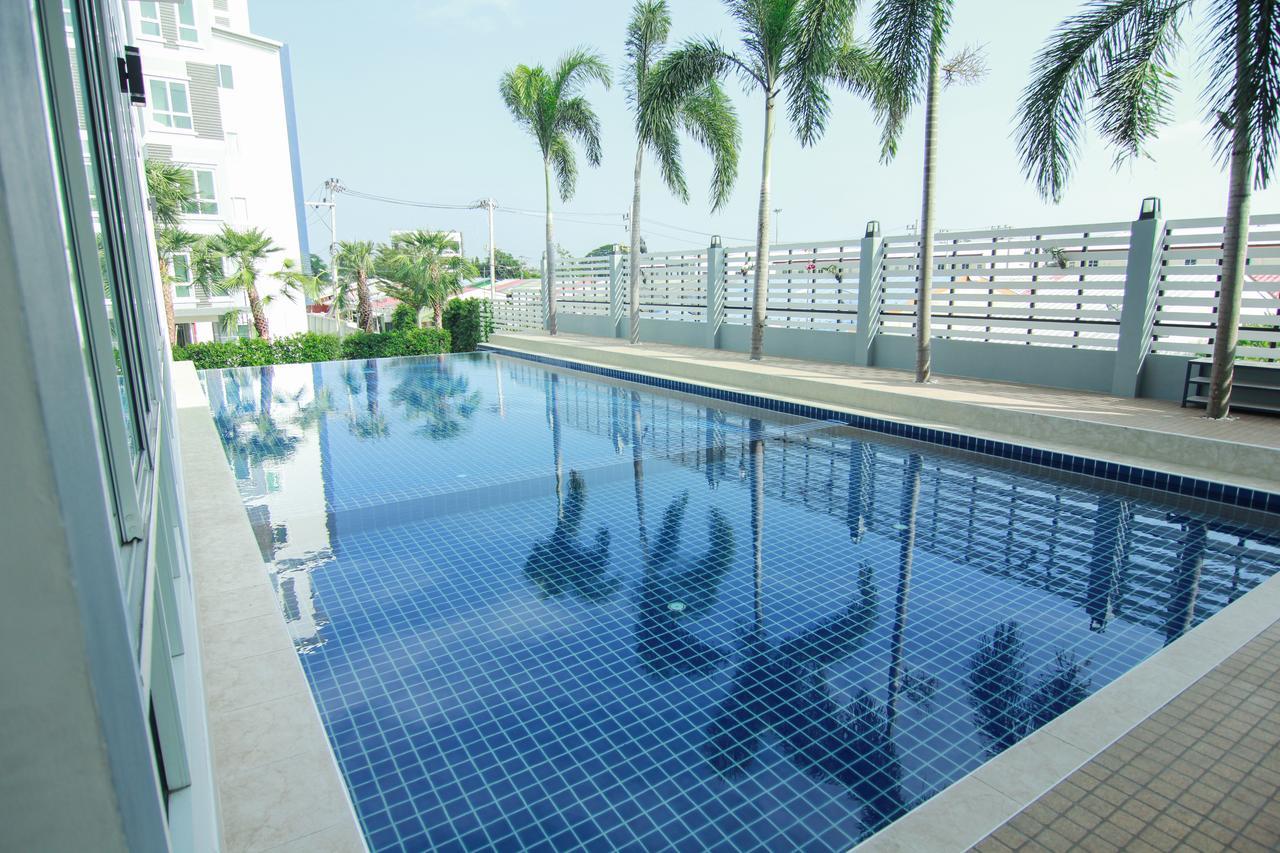 Tada Condotel Buriram Buitenkant foto