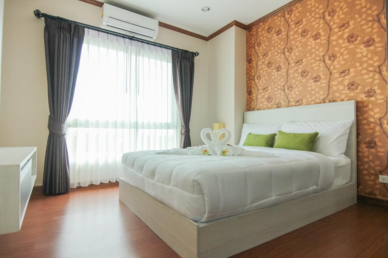 Tada Condotel Buriram Buitenkant foto