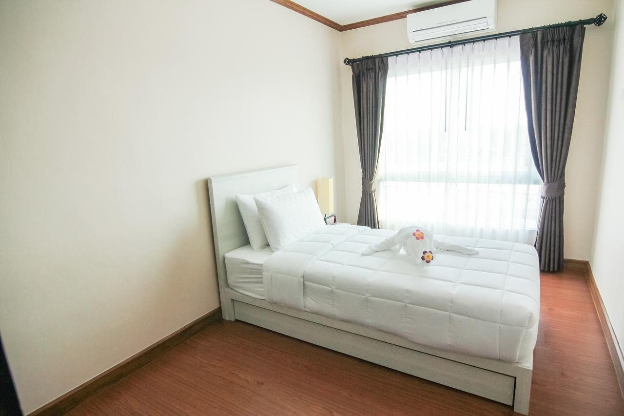 Tada Condotel Buriram Buitenkant foto
