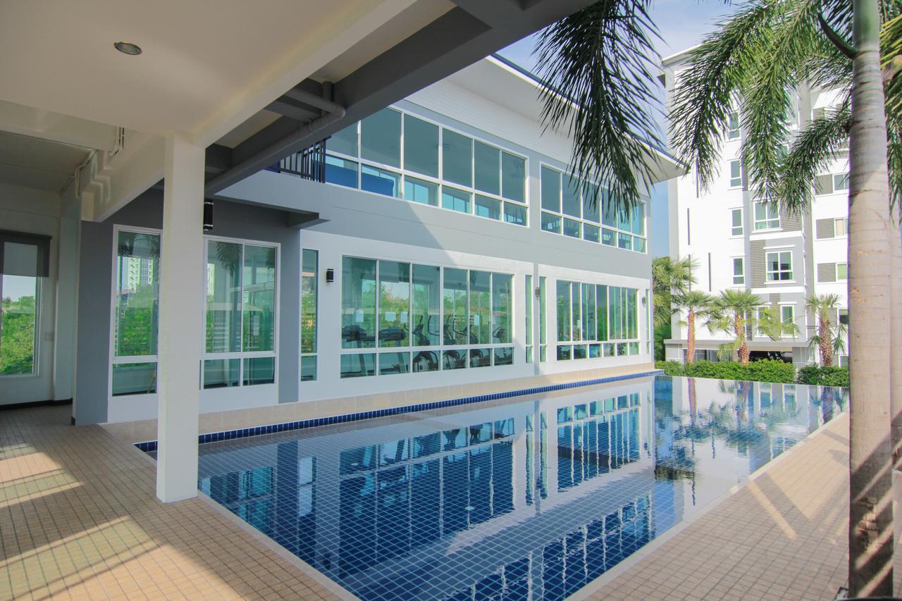 Tada Condotel Buriram Buitenkant foto